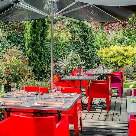 Les De La Maison Rouge Hotell 3*